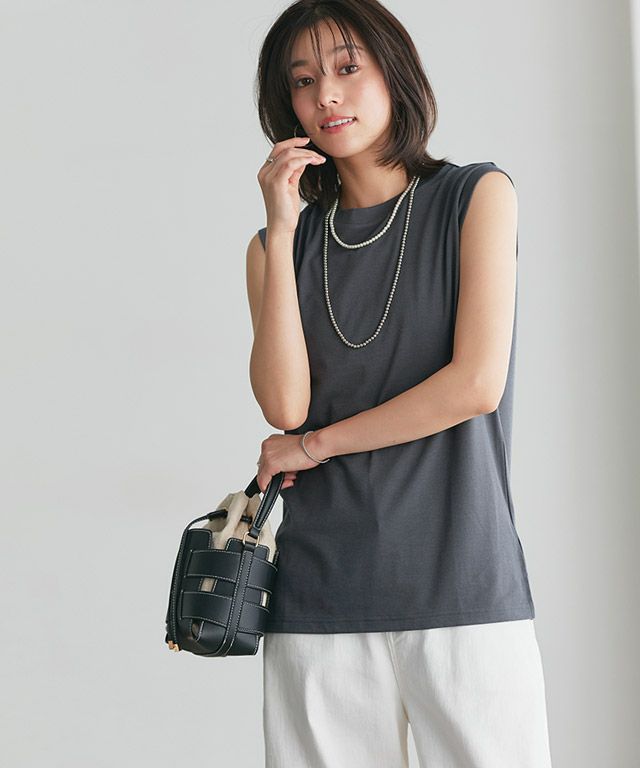 ノースリーブカットソー