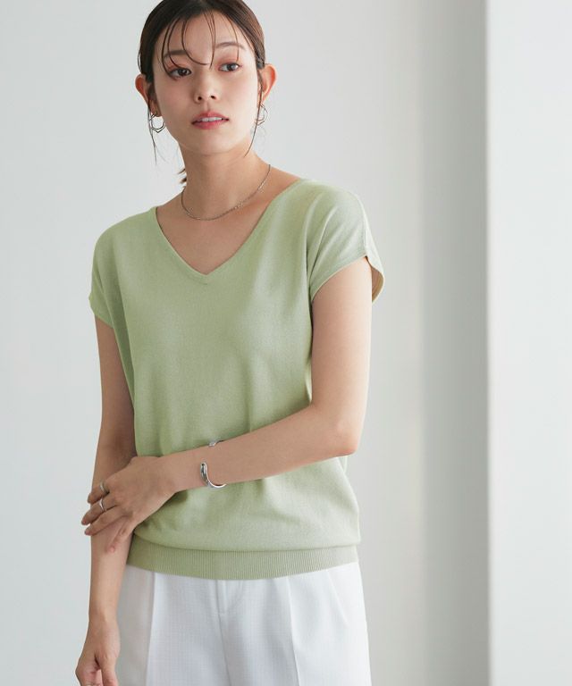 167cm / ペールミント / Vネック / M