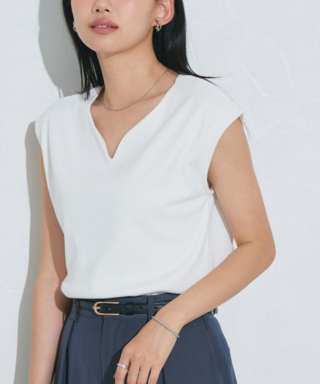 162cm / オフホワイト / キーネック / M