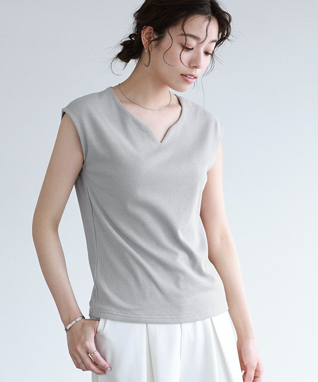 167cm / ライトグレー / キーネック / M