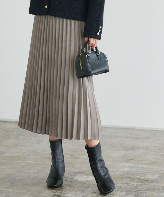 スエードタッチプリーツスカート