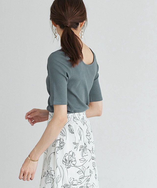 IIROT バックオープン トップス セール】バックオープンシアーベロアトップス（Tシャツ/カットソー