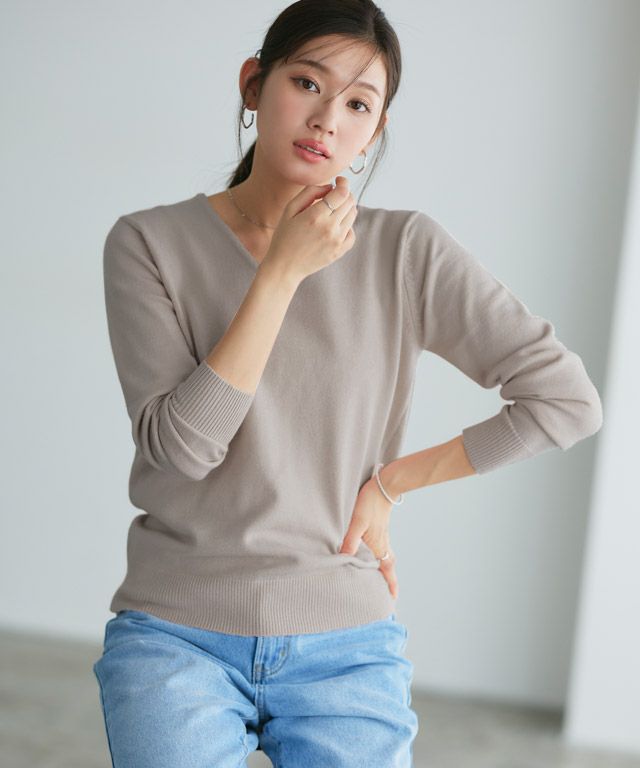 166cm / グレージュ / Vネック / M