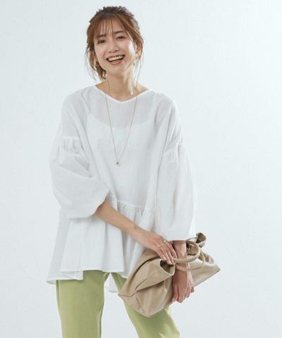 ギャザー切替ボリュームスリーブブラウス