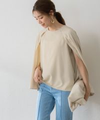 とろみマントブラウス