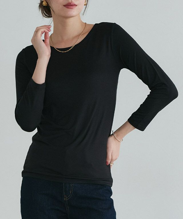 167cm / ブラック / クルーネック / M