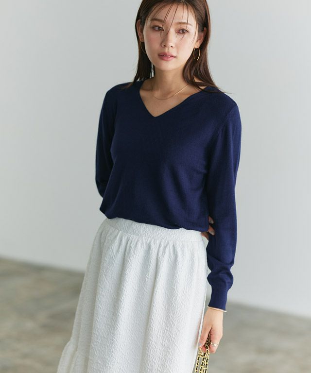 166cm / ネイビー / Vネック / M