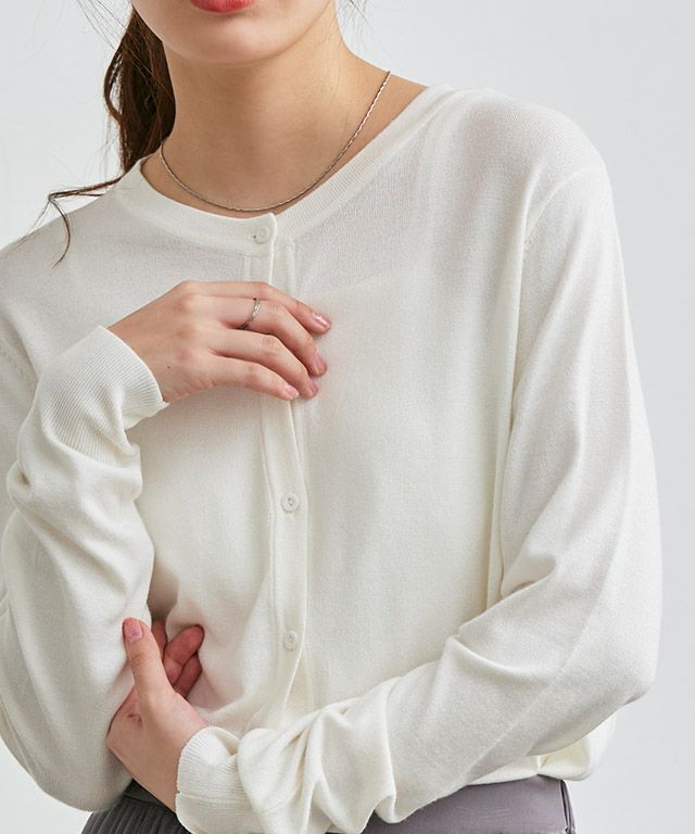 163cm / オフホワイト / ミドル丈 / クルーネック / M