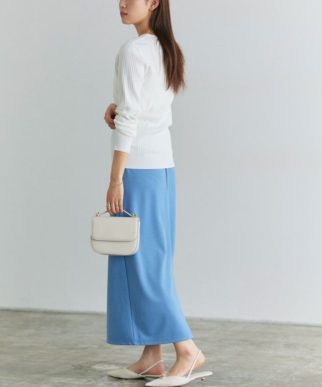 166cm / オフホワイト / Vネック / M