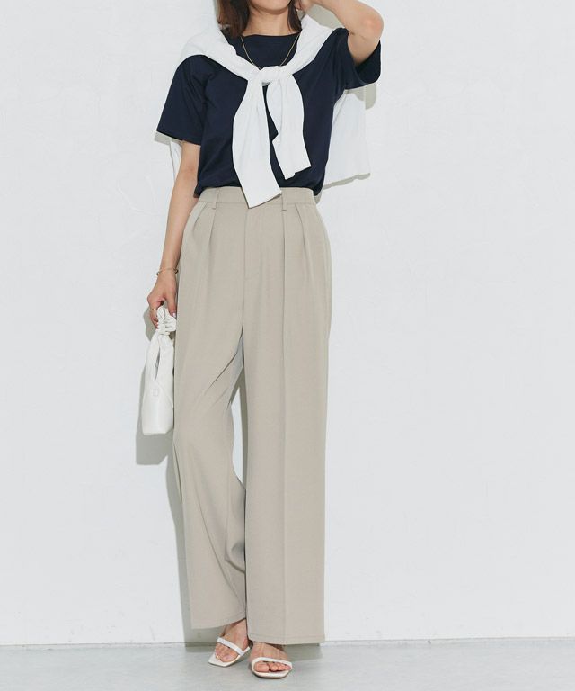 167cm / ネイビー / クルーネック / M