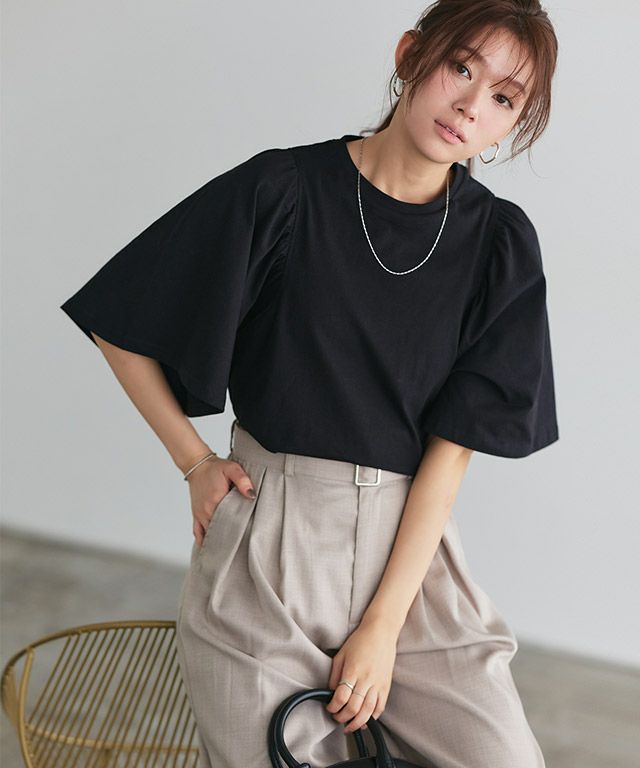 ギャザースリーブTシャツ