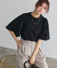 ギャザースリーブTシャツ