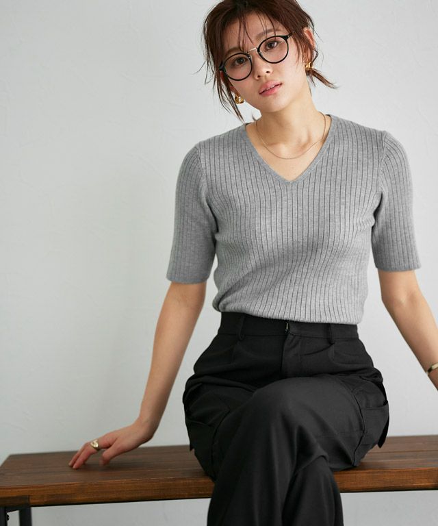 166cm / 杢グレー / Vネック / M