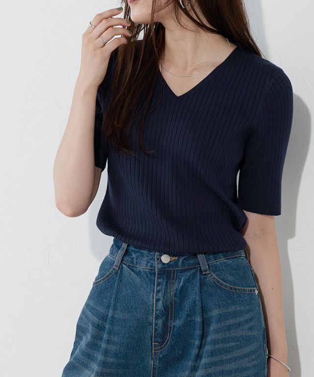 166cm / ネイビー / Vネック / M