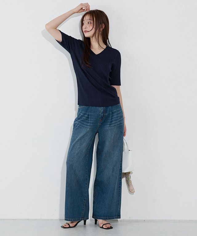 166cm / ネイビー / Vネック / M