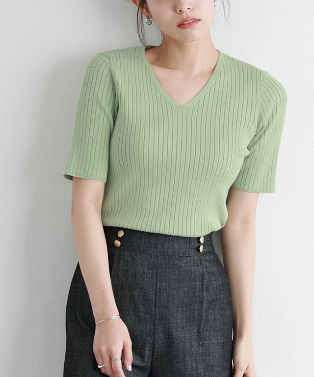 167cm / ペールミント / Vネック / M