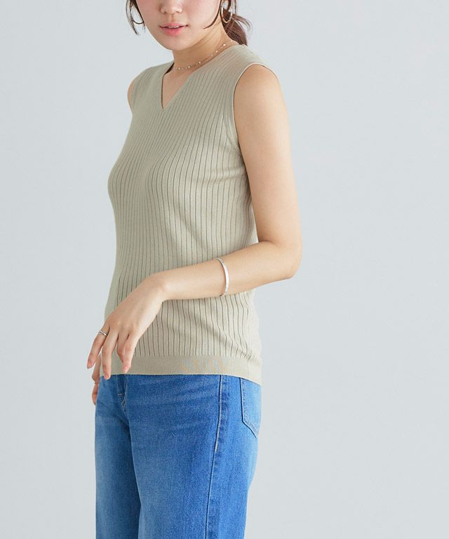 166cm / グレージュ / Vネック / M