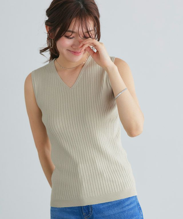 166cm / グレージュ / Vネック / M