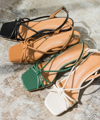 【アウトレットSALE！】【スピード配送】デザインストラップサンダル