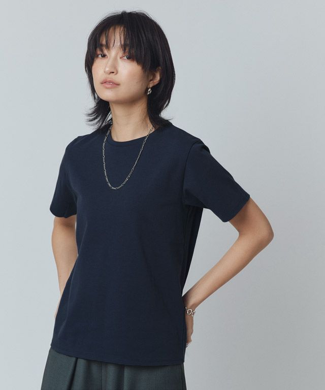 166cm / ダークネイビー / Uネック / M