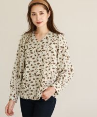 タックデザインフラワープリントブラウス