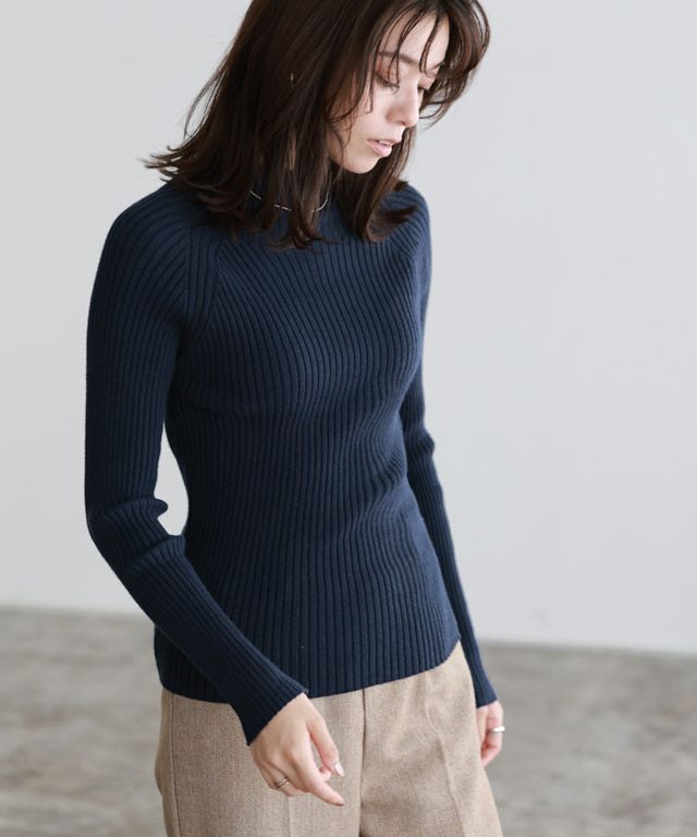 167cm / ネイビー / M