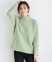 ハイネックリブニット
