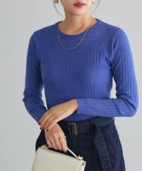 クルーネックリブニット