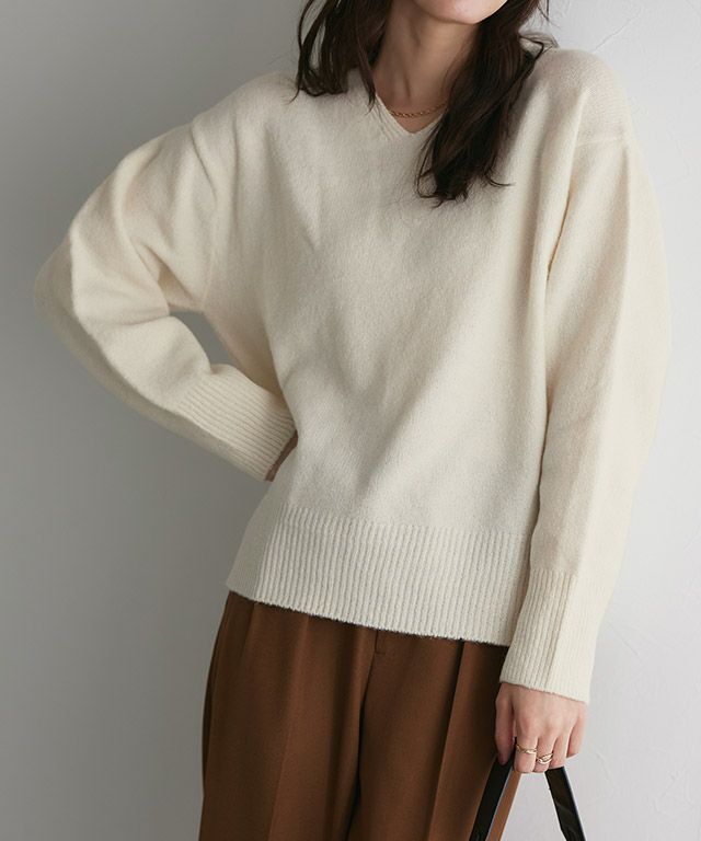 167cm / アイボリー / Vネック / M