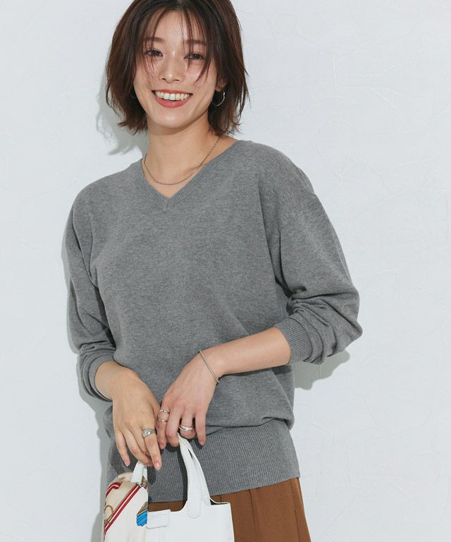 167cm / 杢チャコール / Vネック / M