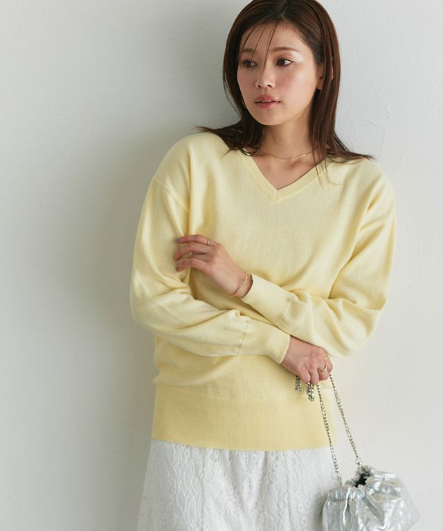 166cm / ライトイエロー / Vネック / M