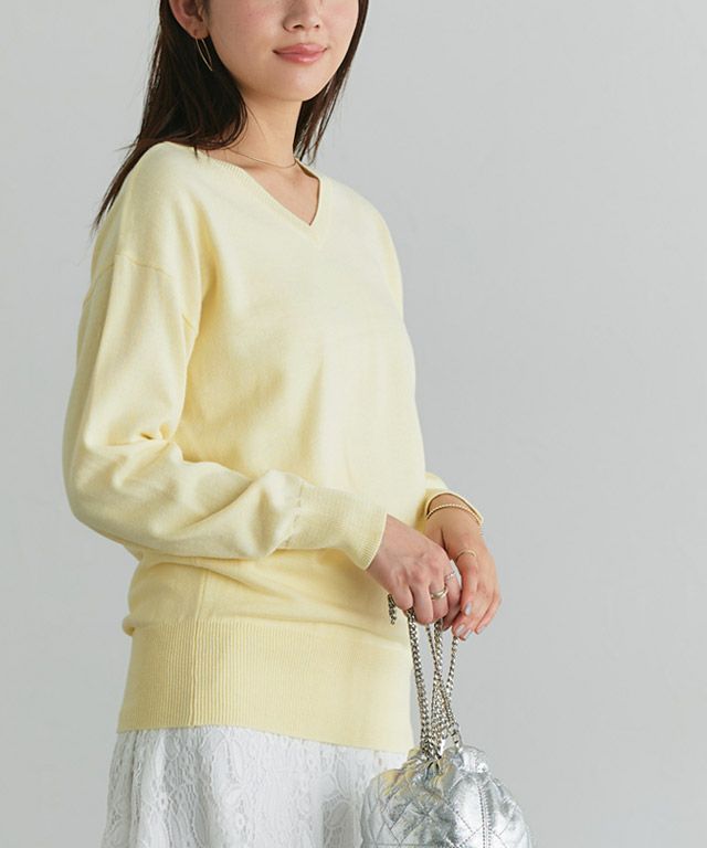 166cm / ライトイエロー / Vネック / M