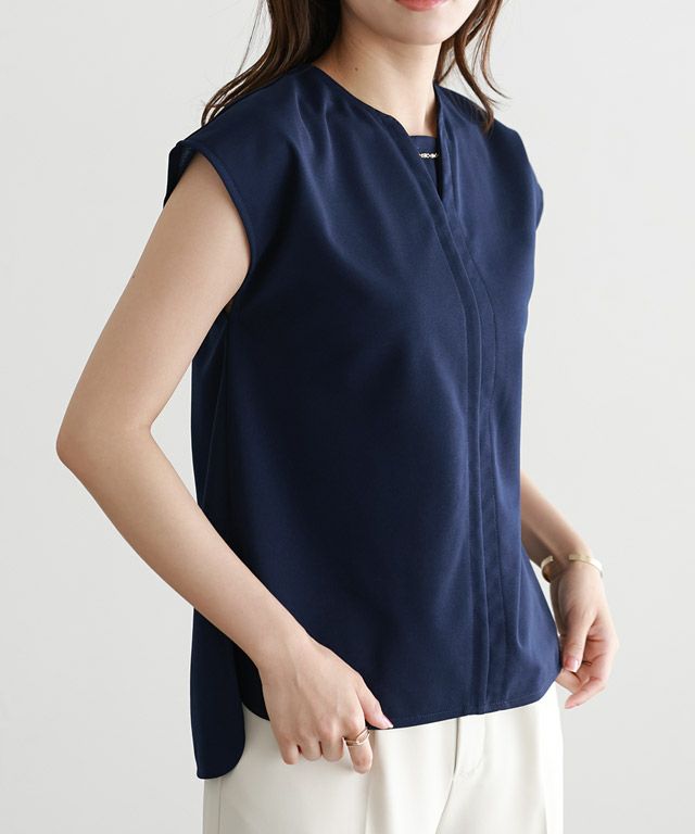 167cm / ネイビー / M