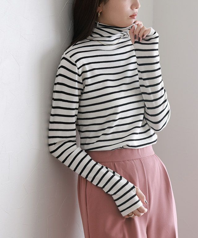 ハイネック指穴ニット