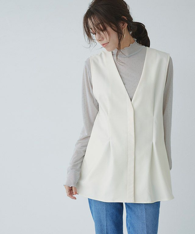 ノーカラータックジレ