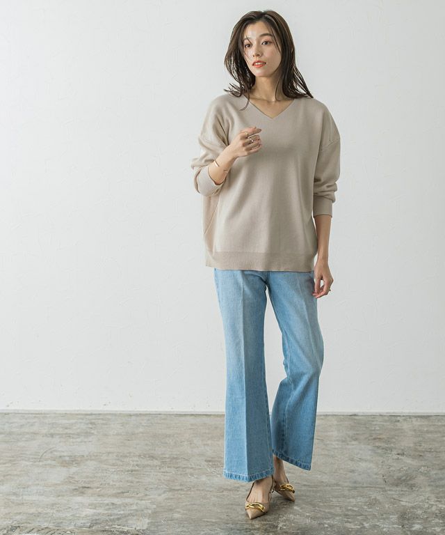 167cm / グレージュ / Vネック / M