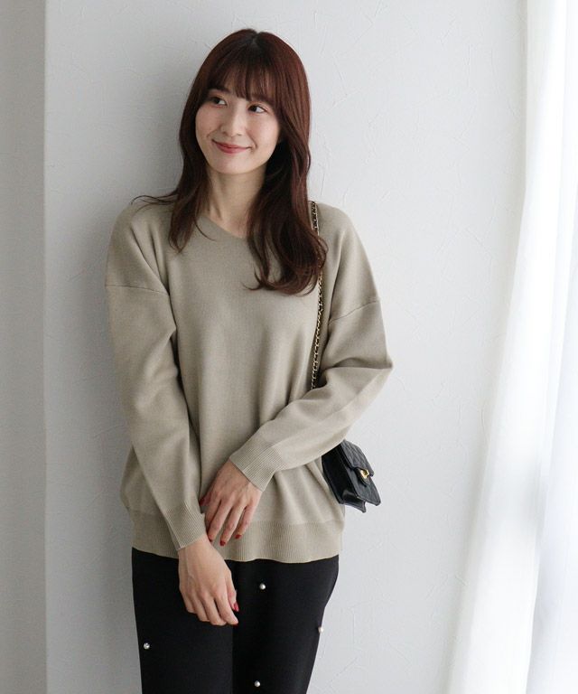 163cm / グレージュ / Vネック / M