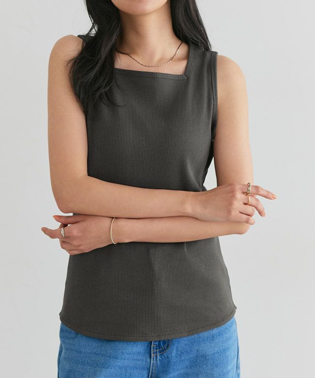 167cm / ネイビー / クルーネック / M