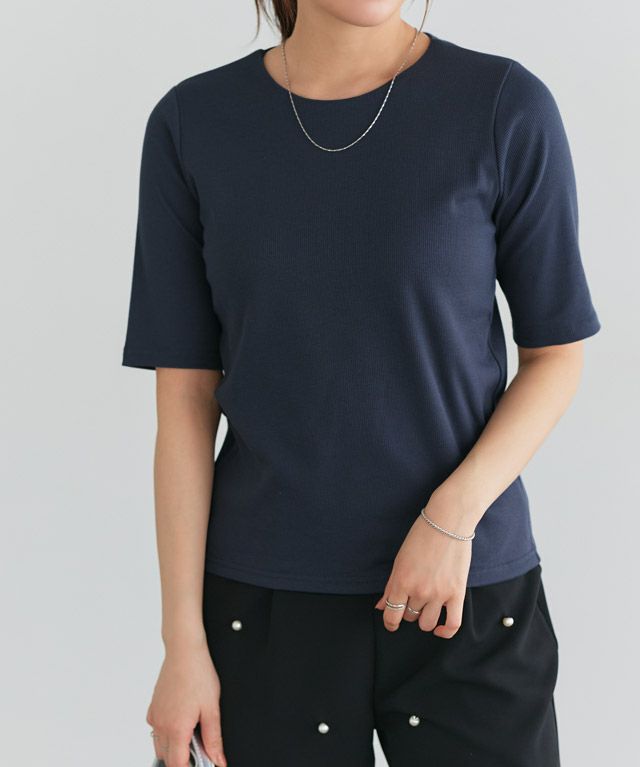 166cm / ネイビー / クルーネック / M