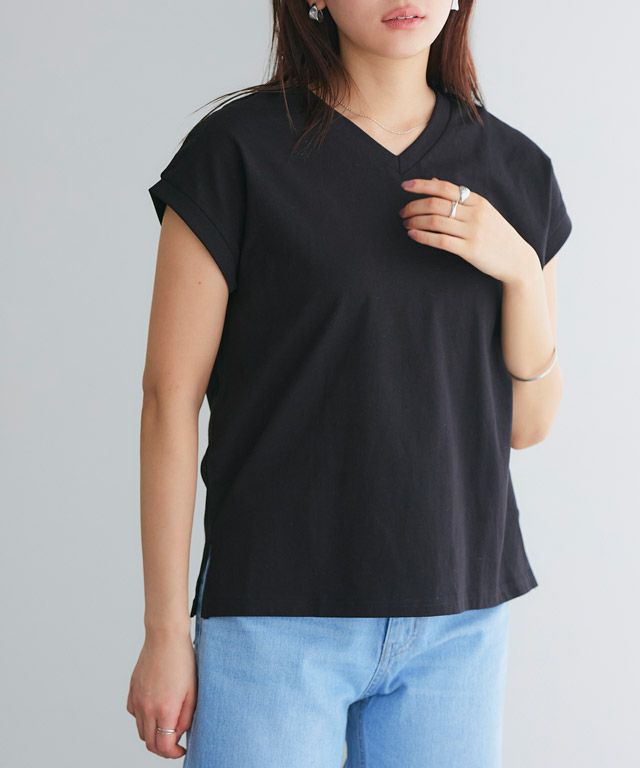 166cm / ブラック / Vネック / M