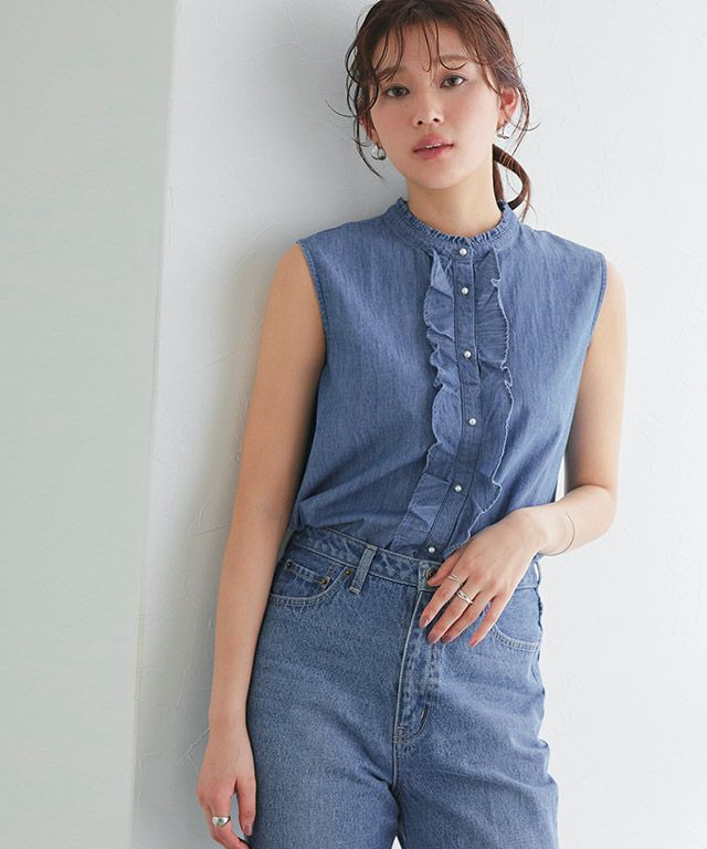 シャンブレーフリルノースリーブブラウス