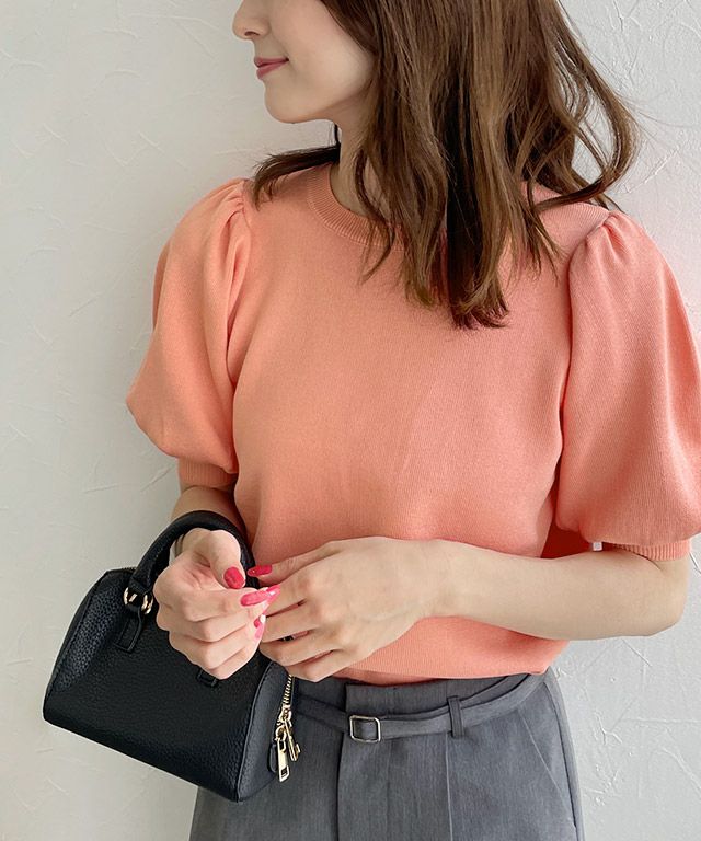 パフスリーブニット