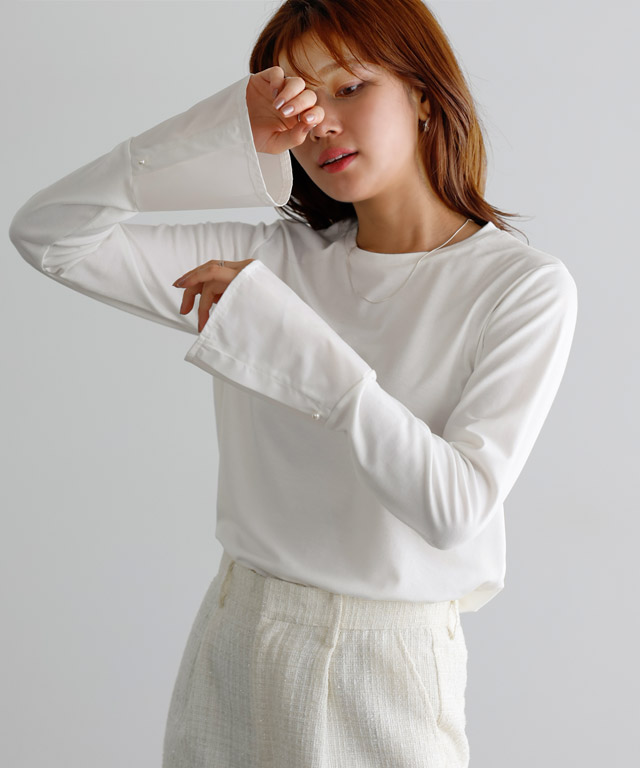 166cm / オフホワイト / クルーネック / パールカフス / M