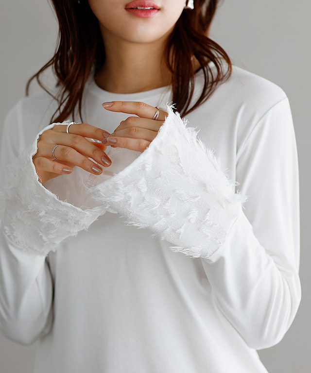 166cm / ブラック / クルーネック / フェザーカフス / M