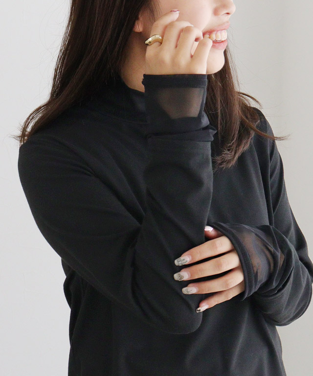 166cm / オフホワイト / タートルネック / シアーカフス / M