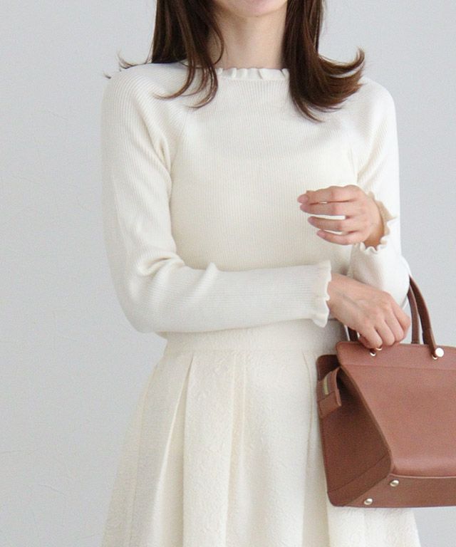 163cm / オフホワイト / クルーネック / M