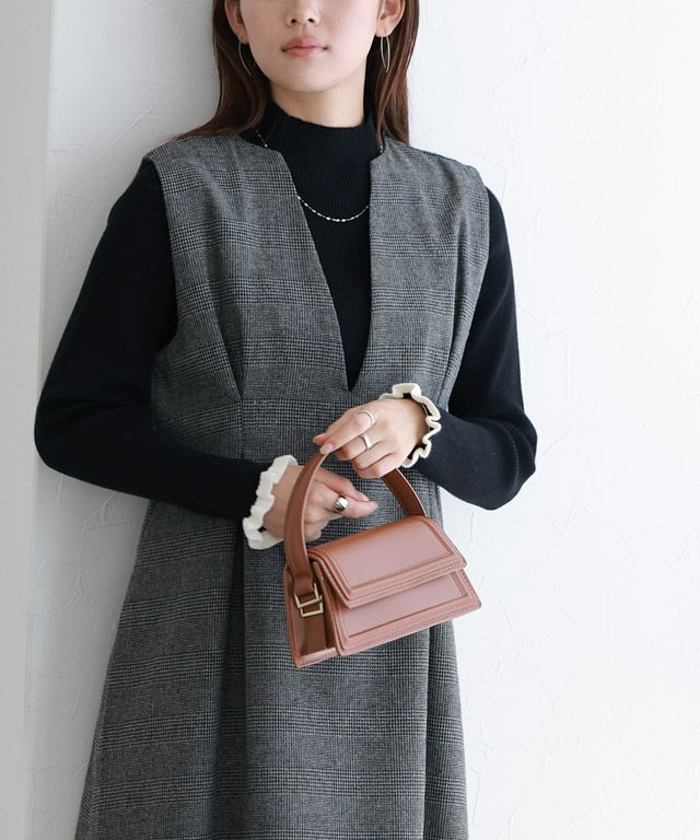 166cm / ブラック×オフホワイト / ハイネック / M