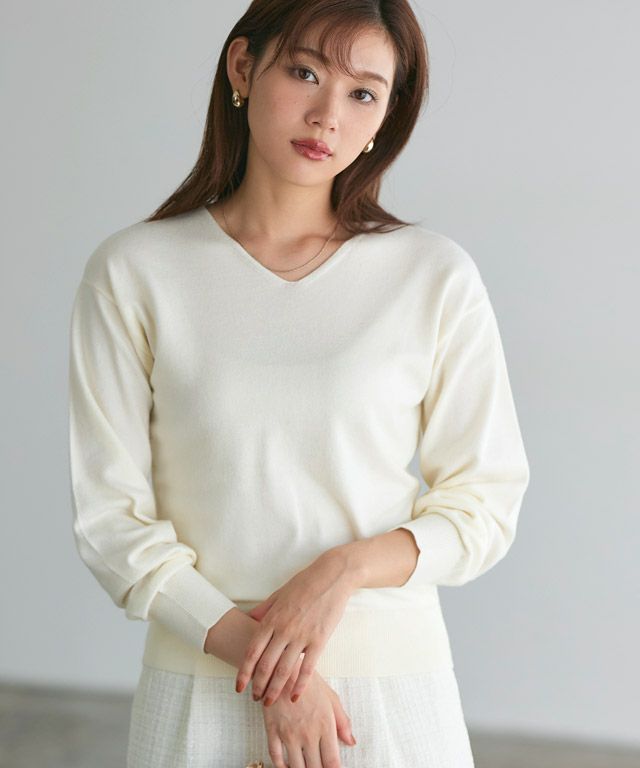 166cm / アイボリー / Vネック / M