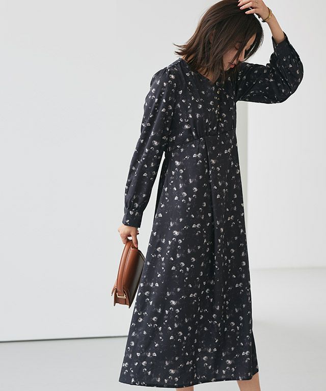 167cm / 花柄 / ネイビー / M