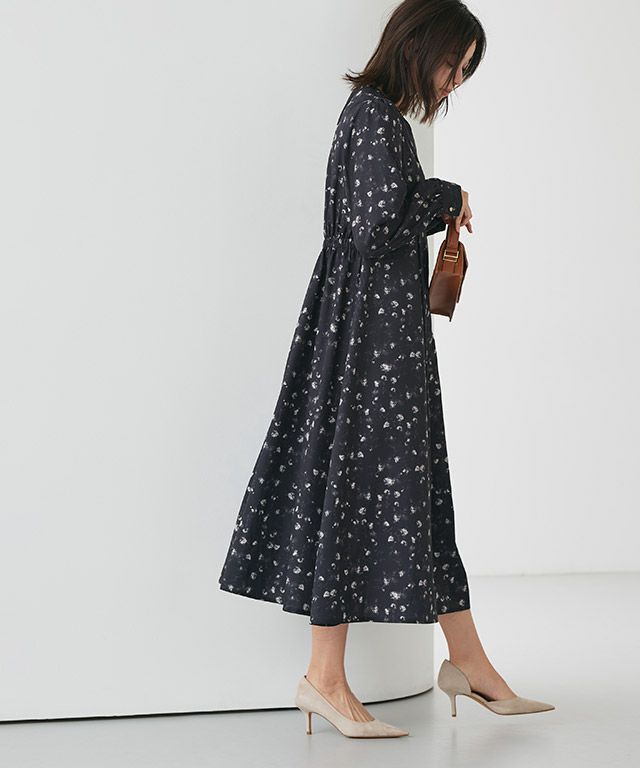 167cm / 花柄 / ネイビー / M